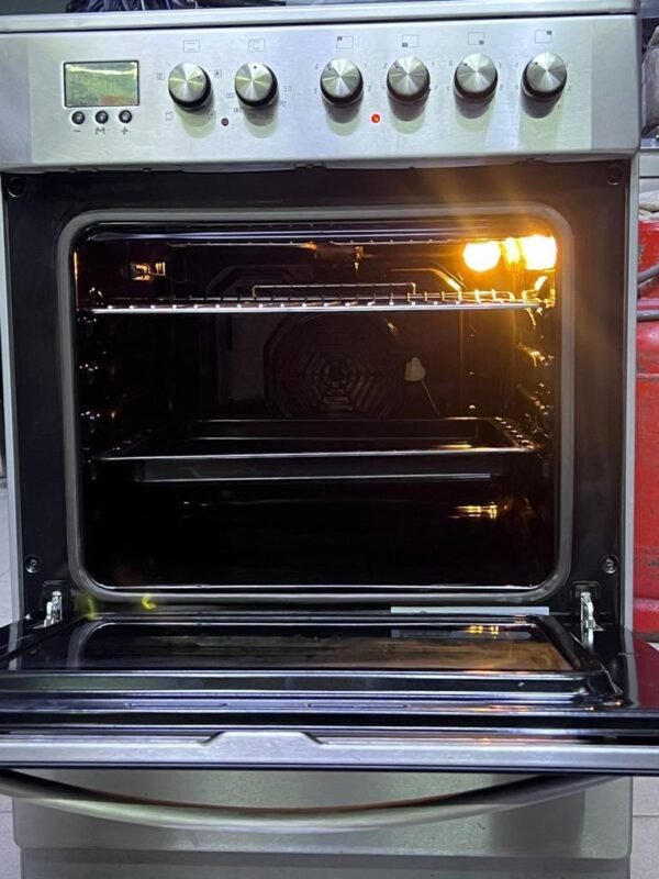 Hoover Brand Electric Stove Little Used - Image 2