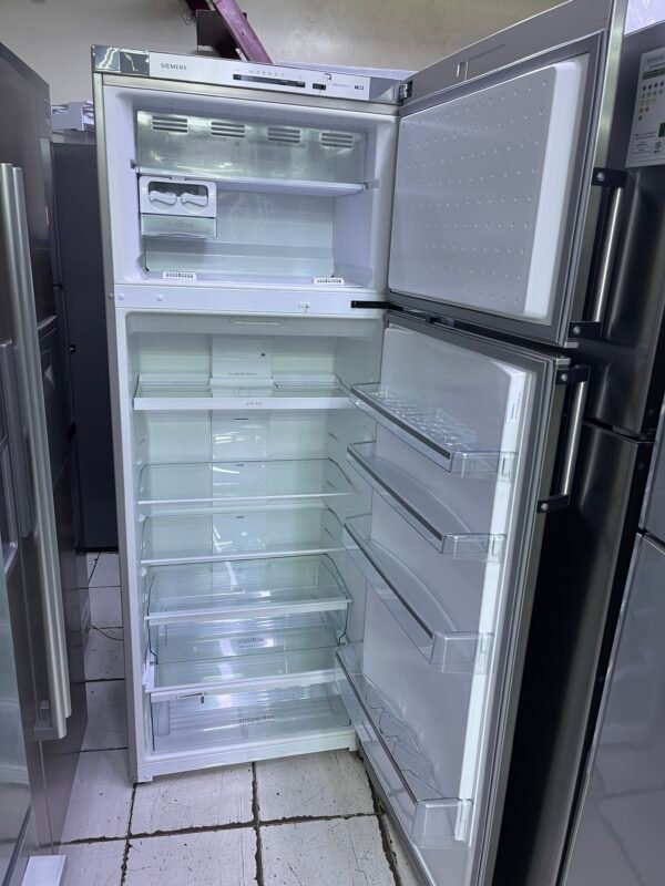 Siemens Brand Like new condition Up Freezer